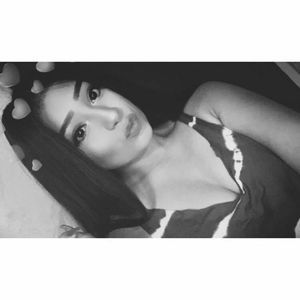 Meet your Posher, Perla